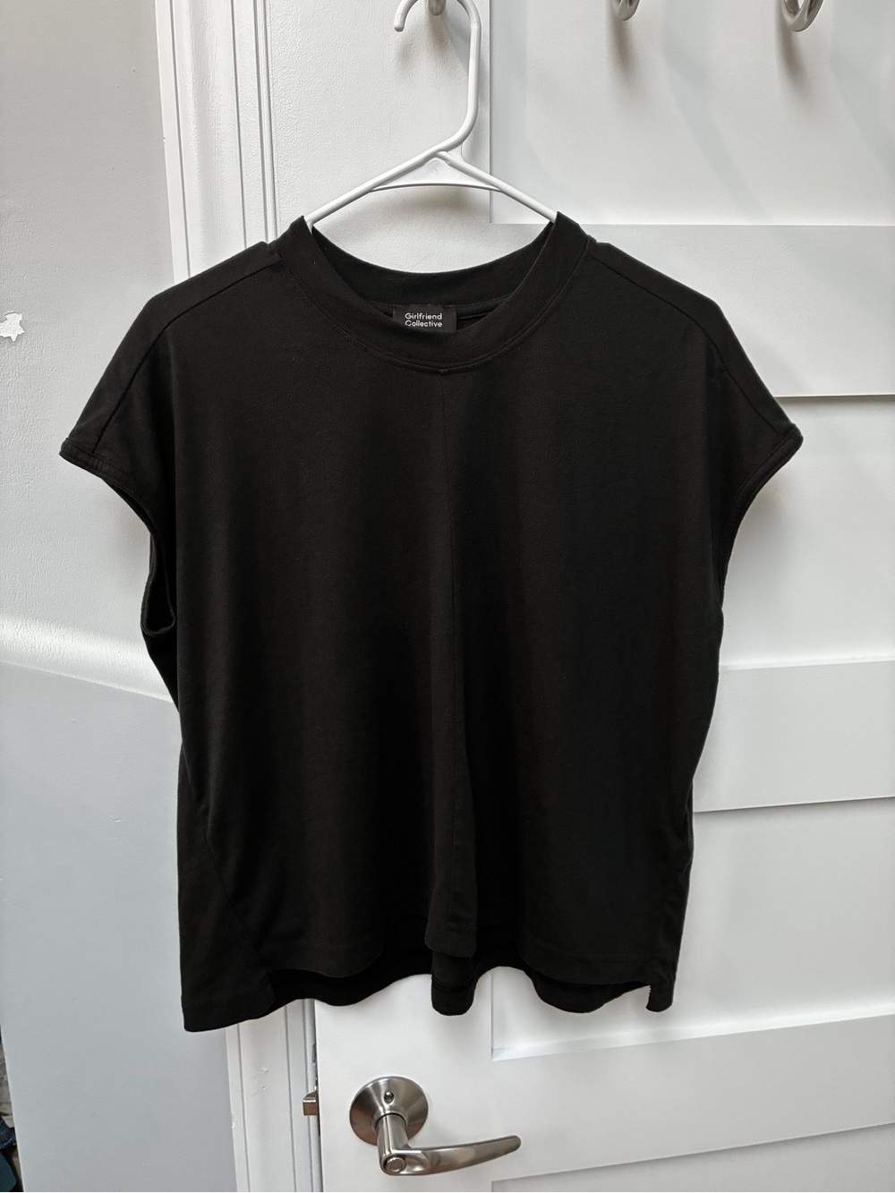 Girlfriend Collective Black Cap-Sleeve Cotton blend soft black Tee